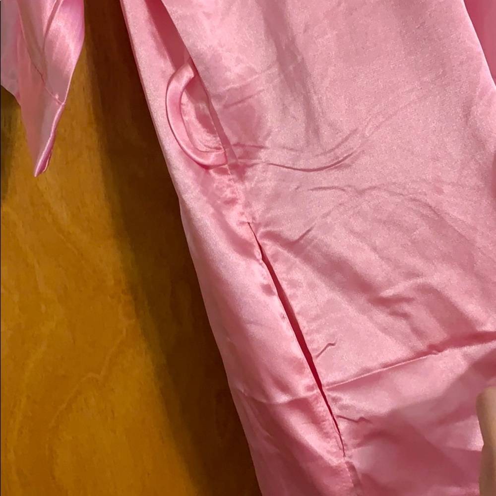 Pink Satin Robe - New - Picture 2 of 4